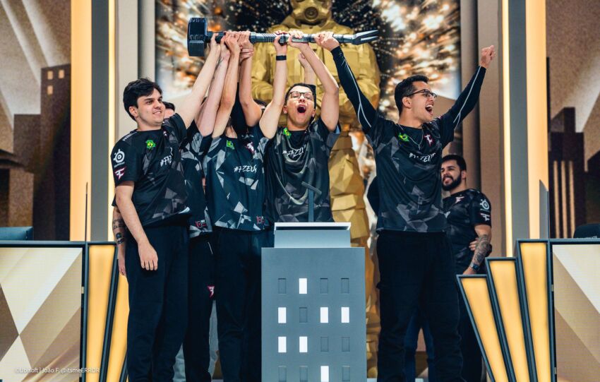 FaZe Clan triomphe au Six Invitational 2025 contre Team BDS