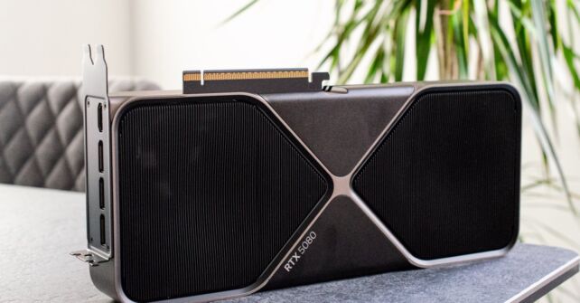 257531 nvidia rtx 5080 twarren 0002.jpg