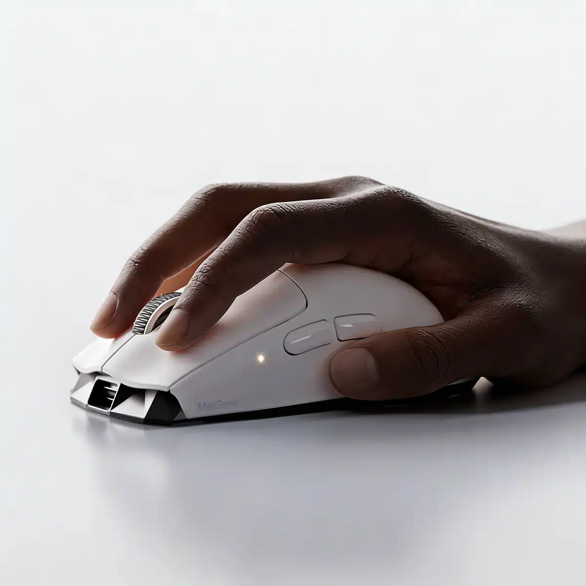 melgeekhoruslightweightesportsgamingmouse 10