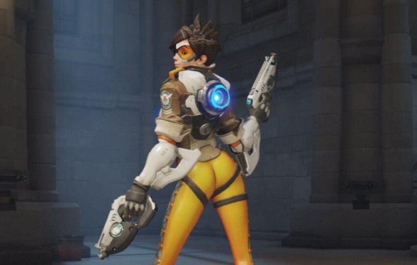 Overwatch Tracer Pose Controverse