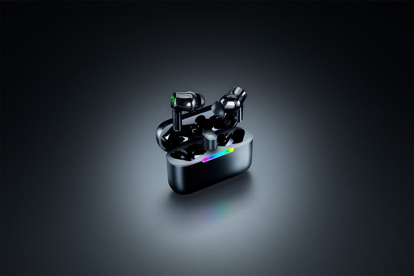 Razer Hammerhead V3 HyperSpeed Earbuds - Illustration 3