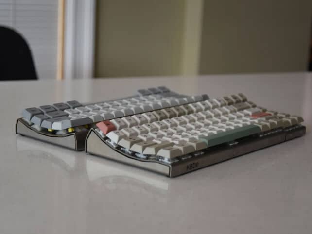 KBDØ Curve0 v2 : un clavier mécanique 75 % en acier inoxydable au design incurvé