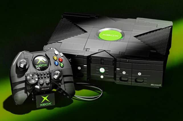 Mattel crée une Xbox originale géante en briques pour ses 25 ans