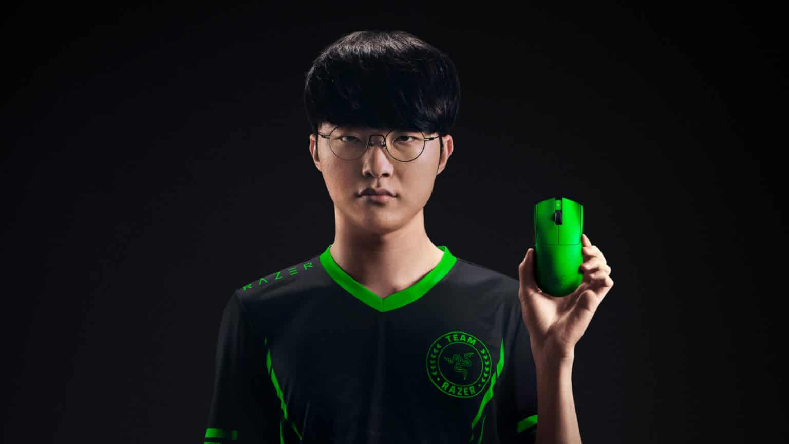 Razer Viper V4 Pro Esports Green Edition : la souris esports approuvée par Faker
