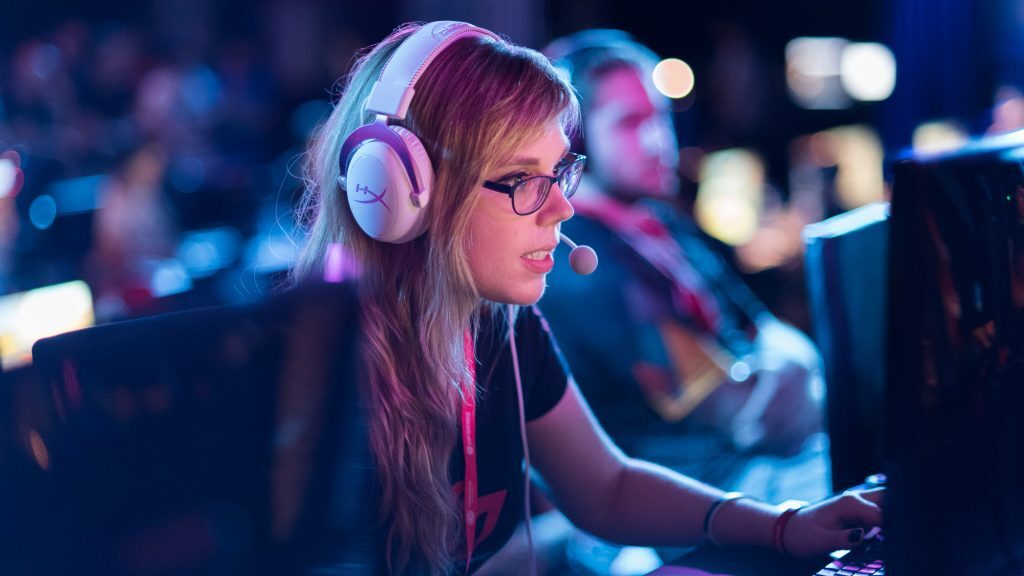 « Sous respirateur artificiel » : la scène féminine de Counter-Strike 2 vacille
