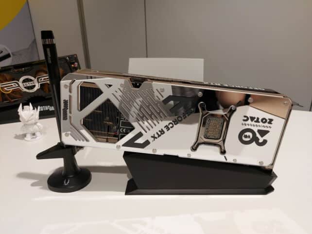 ZOTAC RTX 5080 SOLID CORE OC : édition 20 ans limitée