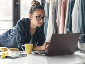 Acer Vero 16 : le laptop qui mise sur la réparabilité et l&rsquo;IA embarquée