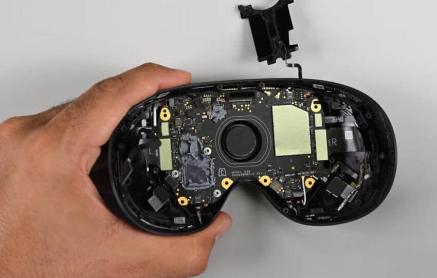 iFixit démonte le Steam Frame de Valve