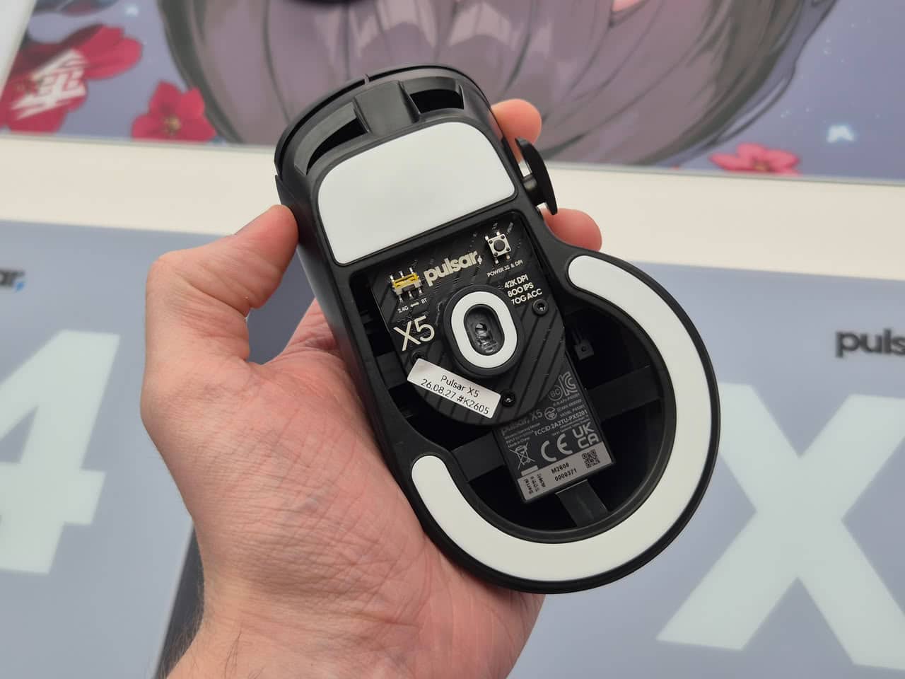 Pulsar X5 : une souris de jeu ergonomique de 62 g dévoilée au Tokyo Game Show
