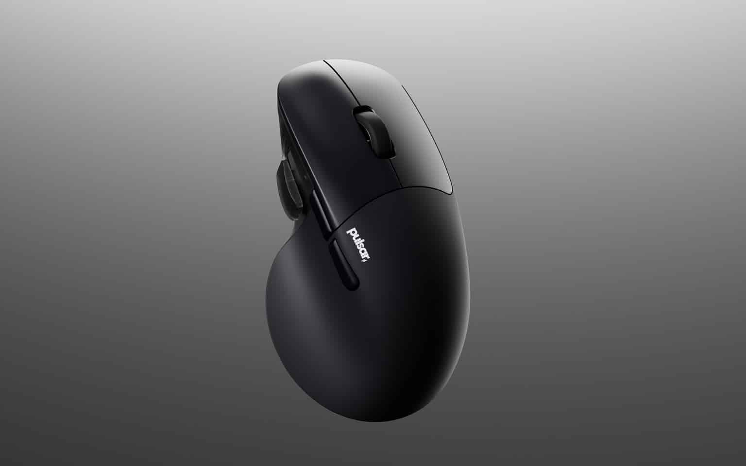 Pulsar X5 : une souris de jeu ergonomique de 62 g dévoilée au Tokyo Game Show