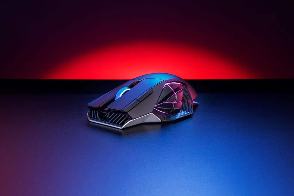 ROG Spatha X 65K : ASUS dégaine sa souris MMO avec un capteur 65 000 DPI