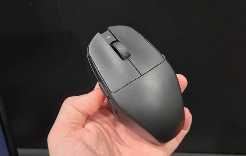 Teevolution Kira : la souris sans fil inspirée de la Logitech G303