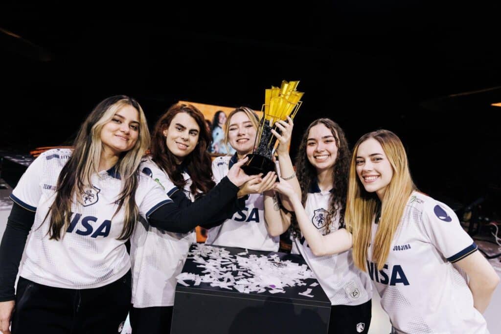 VALORANT vs Mobile Legends: Bang Bang : qui domine vraiment l'esport féminin ?