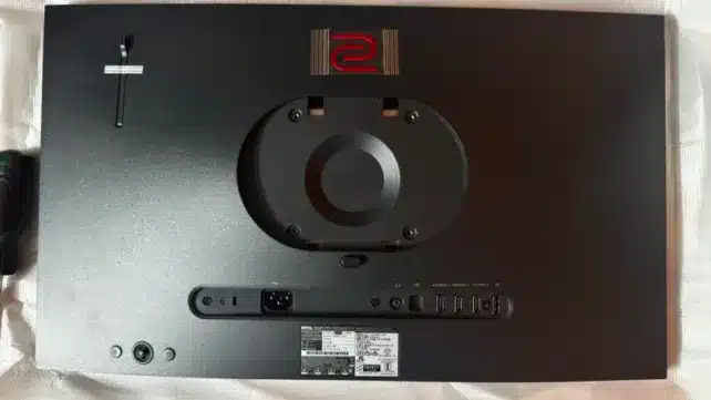 ZOWIE XL2566X+ : le moniteur 400Hz taillé pour l'esport passe au crible
