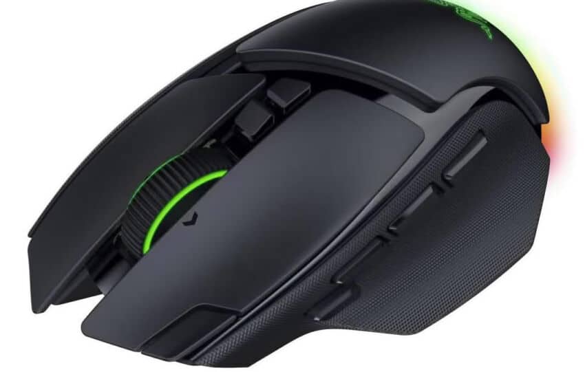 Razer Basilisk V4 Pro avec dock de recharge sans fil